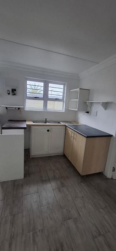 To Let 2 Bedroom Property for Rent in Goodwood Central Western Cape